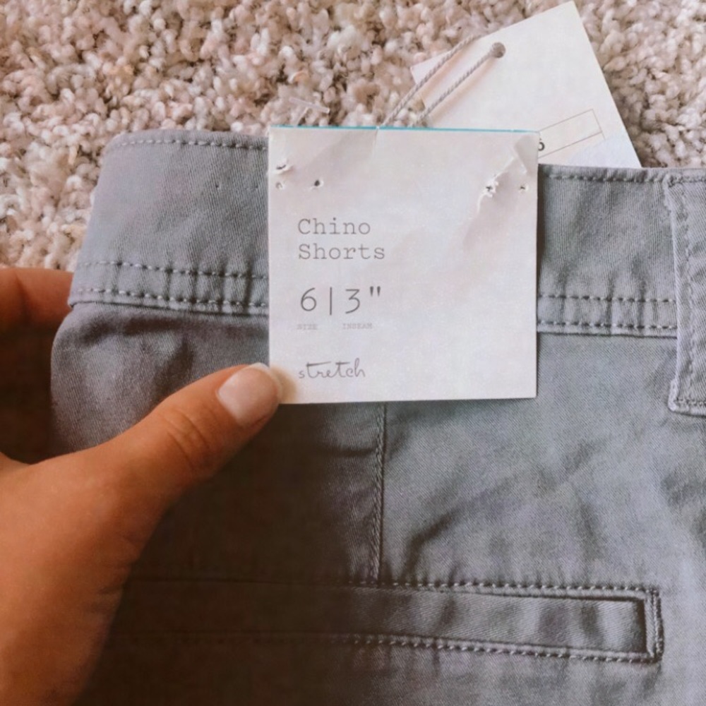 A new day grey shorts! 🤩
